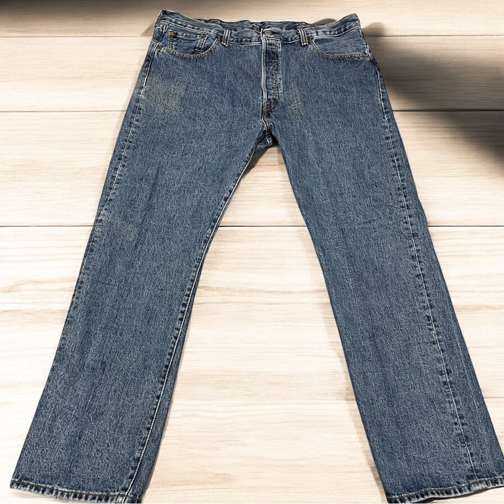 Levi's Men's 501 Button Fly Jeans 40x32 - Picture 4 of 7